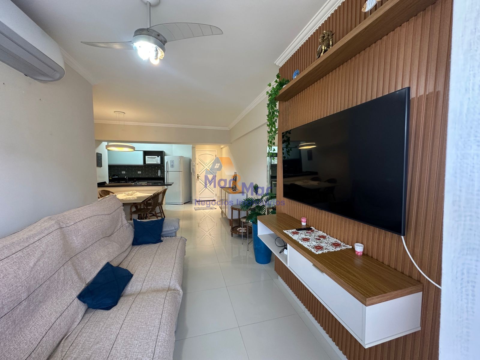 Apartamento na Praia da Enseada, Guarujá - SP