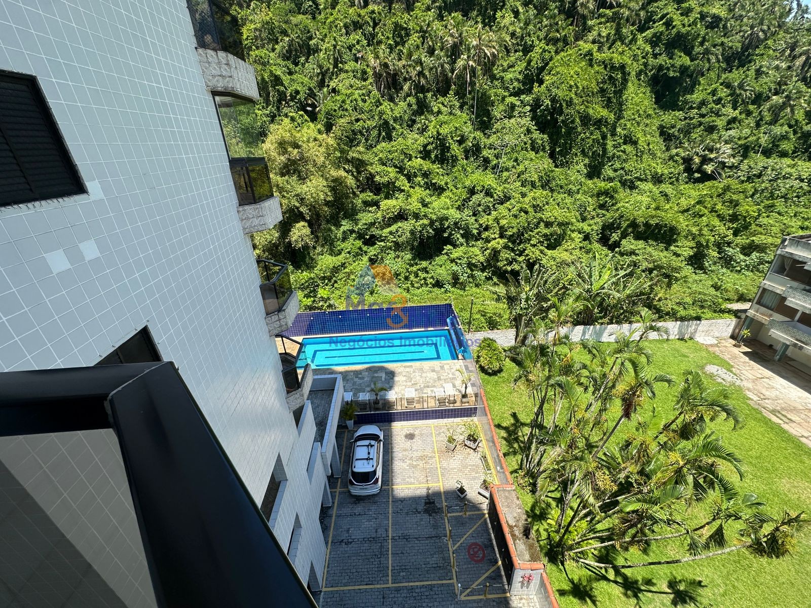 Apartamento na Praia da Enseada, Guarujá - SP
