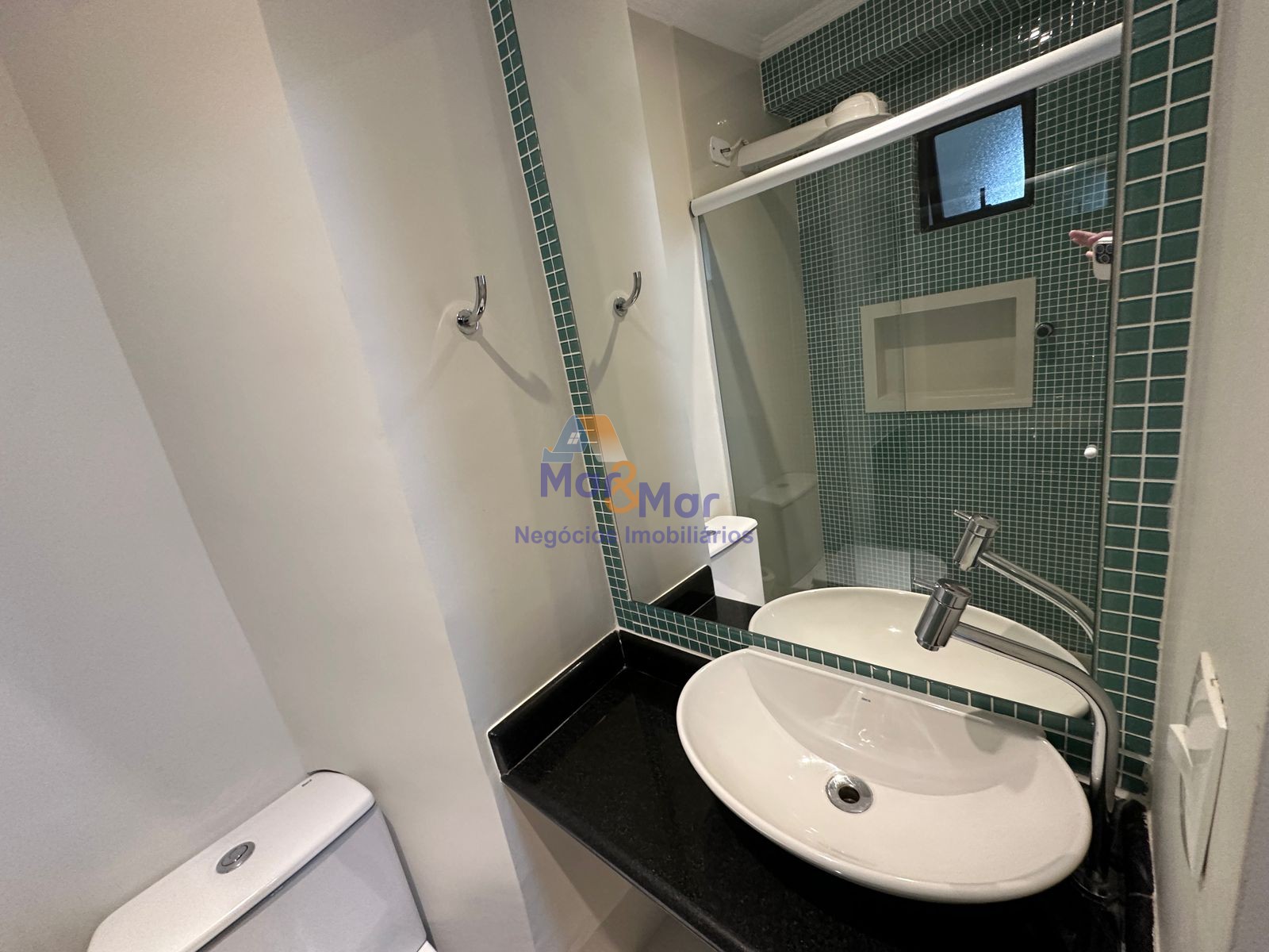 Apartamento na Praia da Enseada, Guarujá - SP
