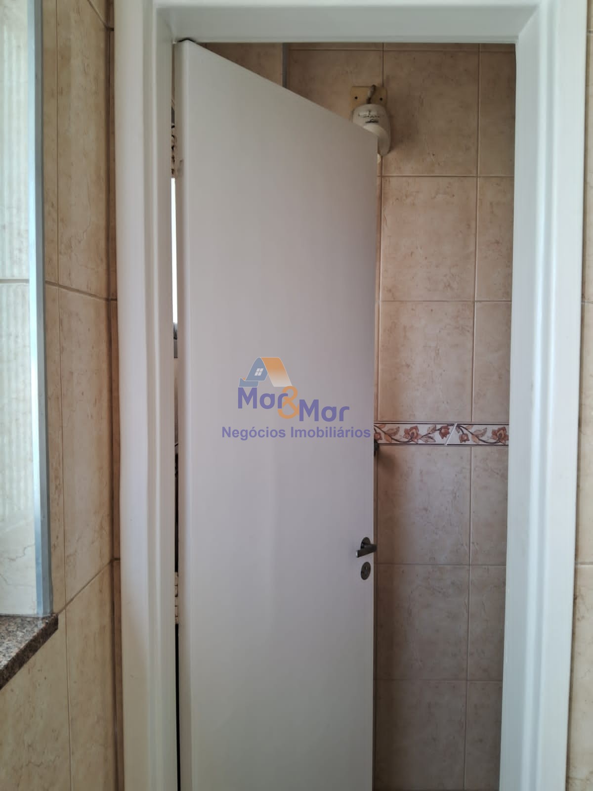 Apartamento na Praia das Astúrias, Guarujá - SP
