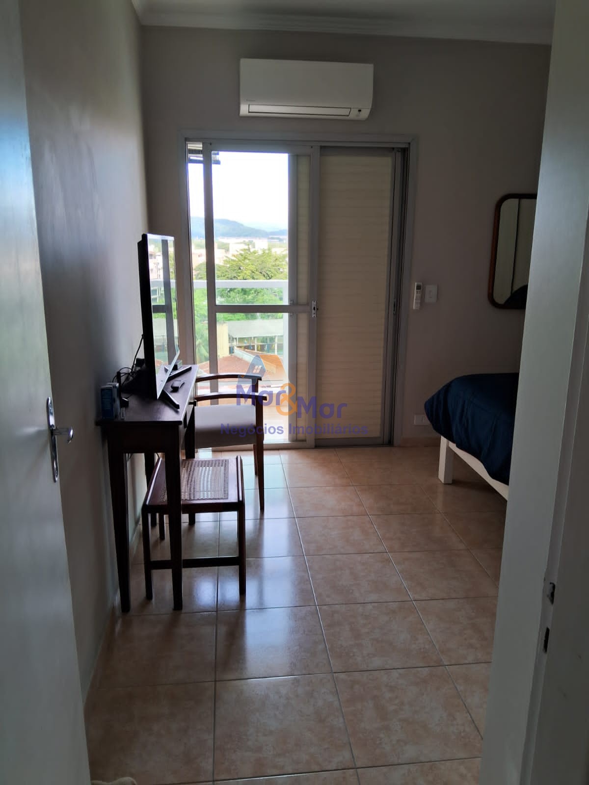 Apartamento na Praia das Astúrias, Guarujá - SP