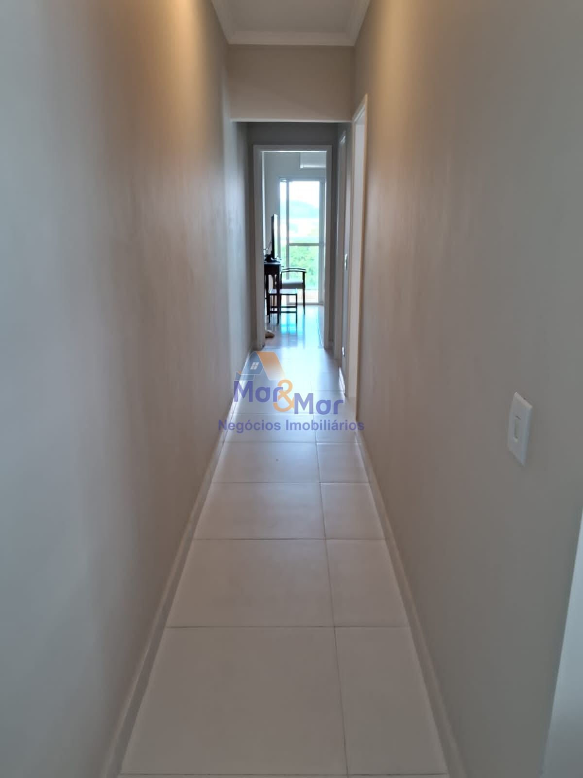 Apartamento na Praia das Astúrias, Guarujá - SP