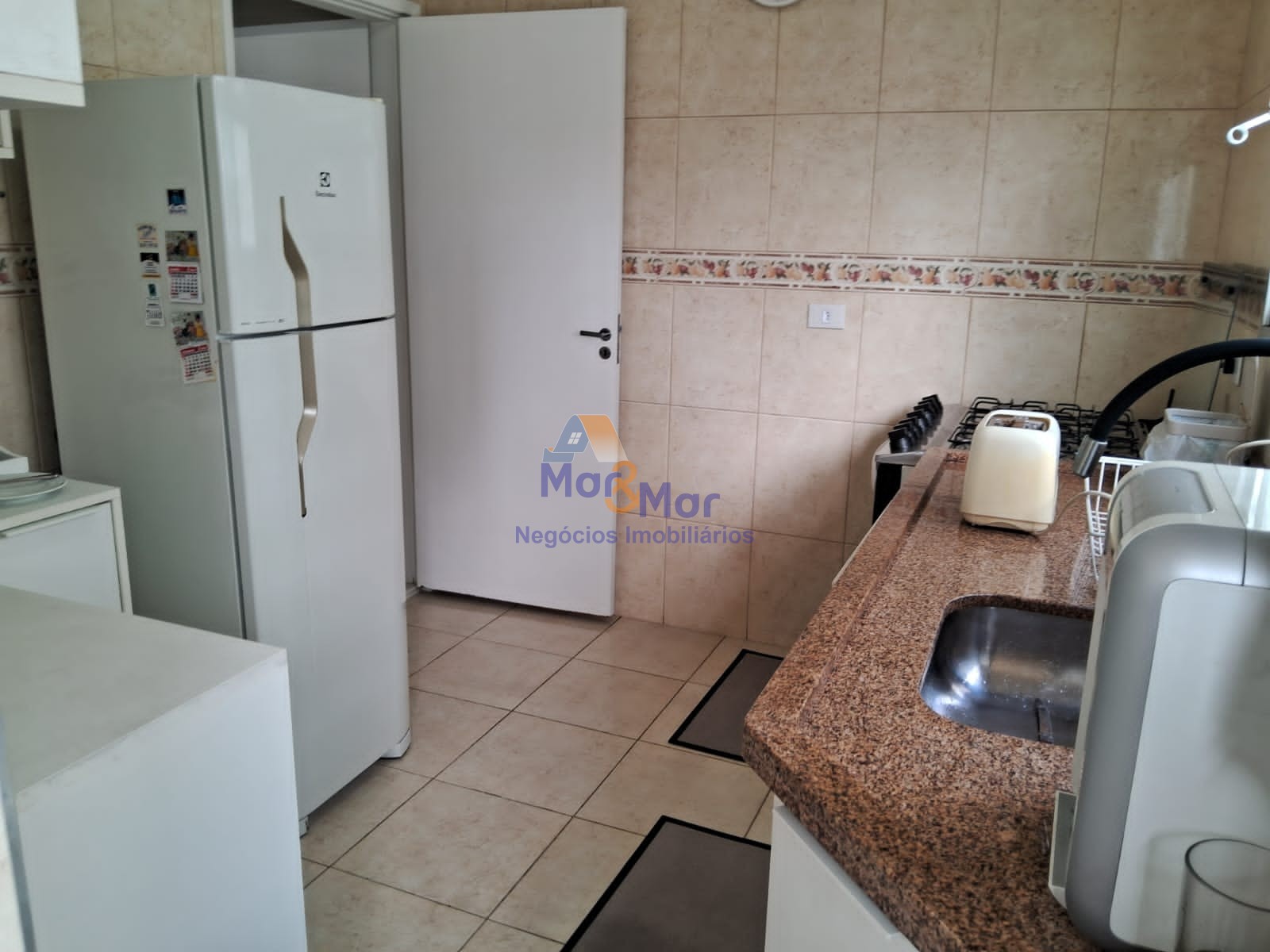 Apartamento na Praia das Astúrias, Guarujá - SP