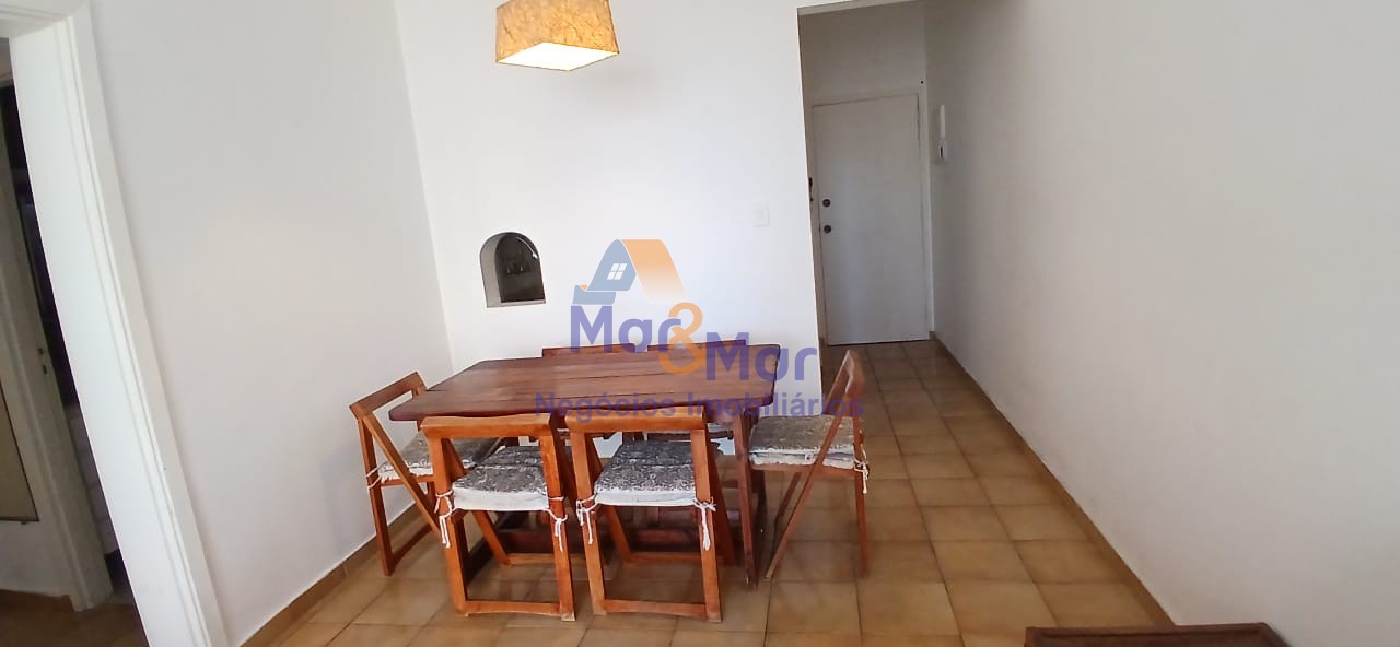 Apartamento na Praia das Pitangueiras, Guarujá - SP