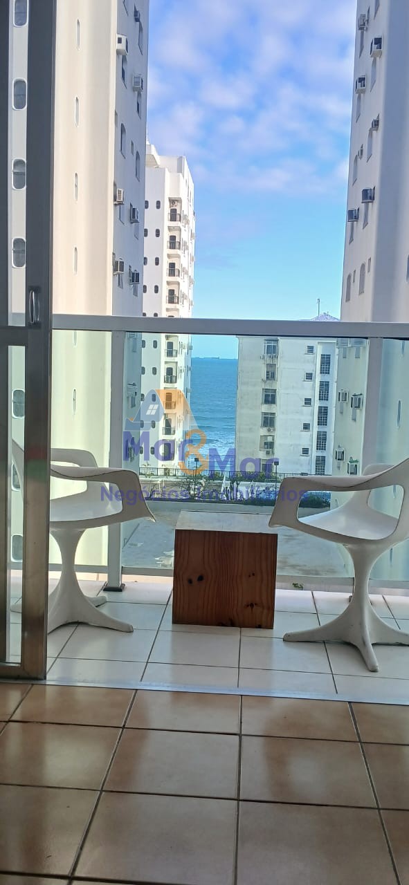 Apartamento na Praia das Pitangueiras, Guarujá - SP