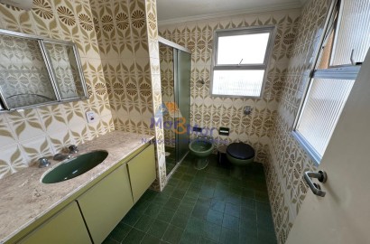 Apartamento na Praia das Pitangueiras, Guarujá - SP
