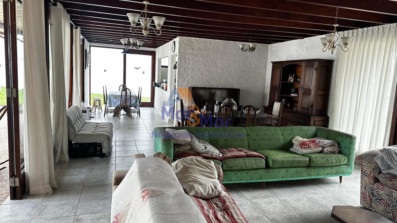Casa na Praia do Guaiuba, Guarujá - SP