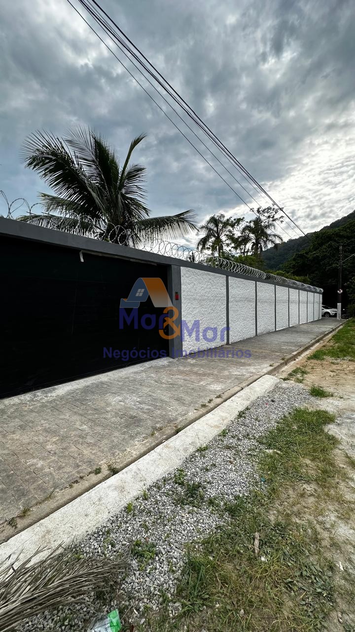Casa na Praia do Guaiuba, Guarujá - SP