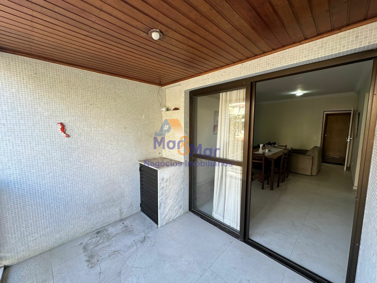 Apartamento na Praia da Enseada, Guarujá - SP