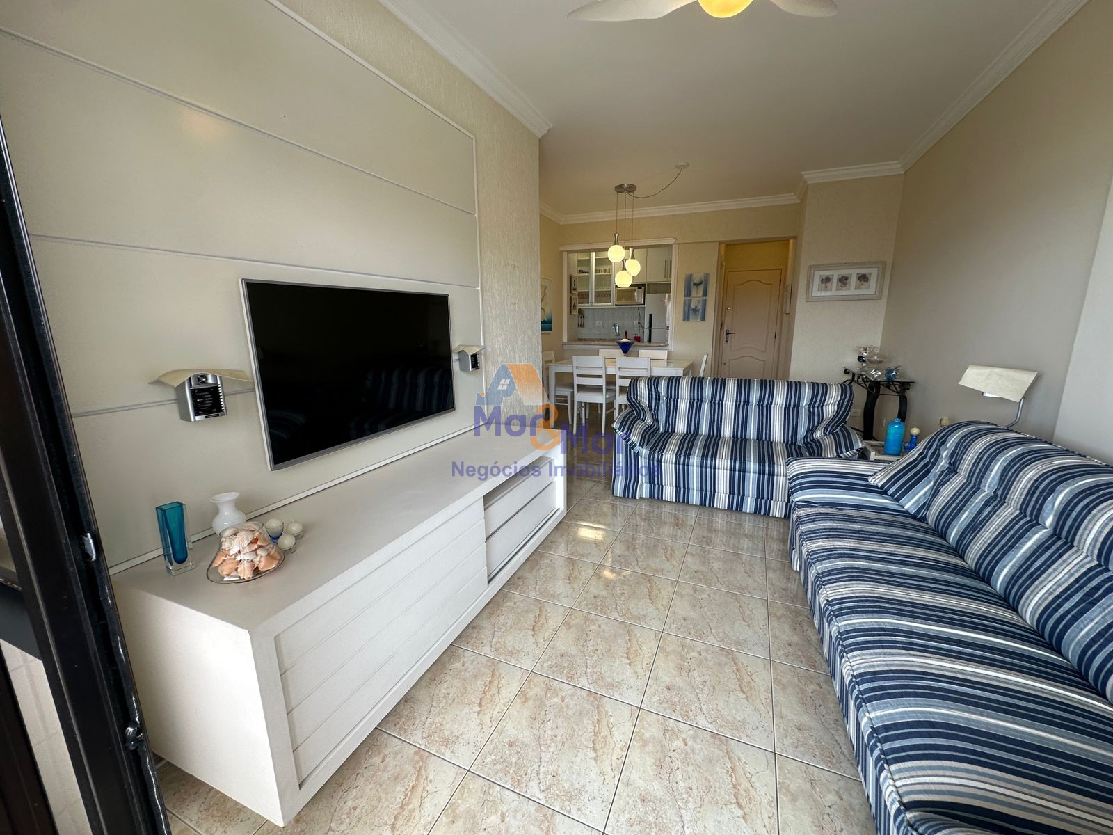 Apartamento na Praia da Enseada, Guarujá - SP