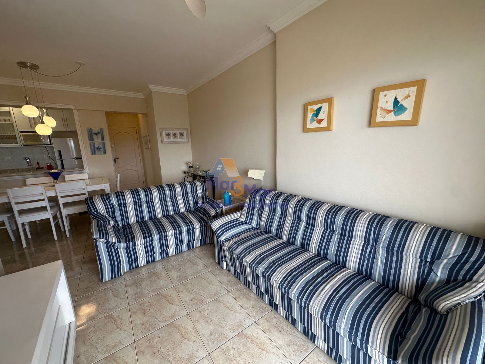 Apartamento na Praia da Enseada, Guarujá - SP