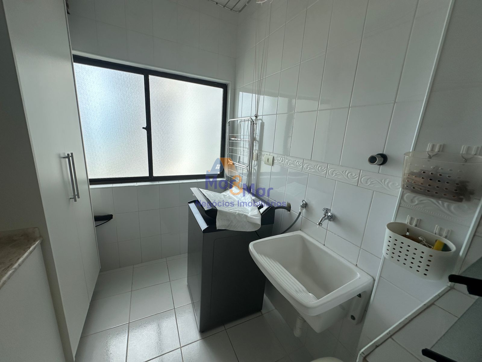 Apartamento na Praia da Enseada, Guarujá - SP