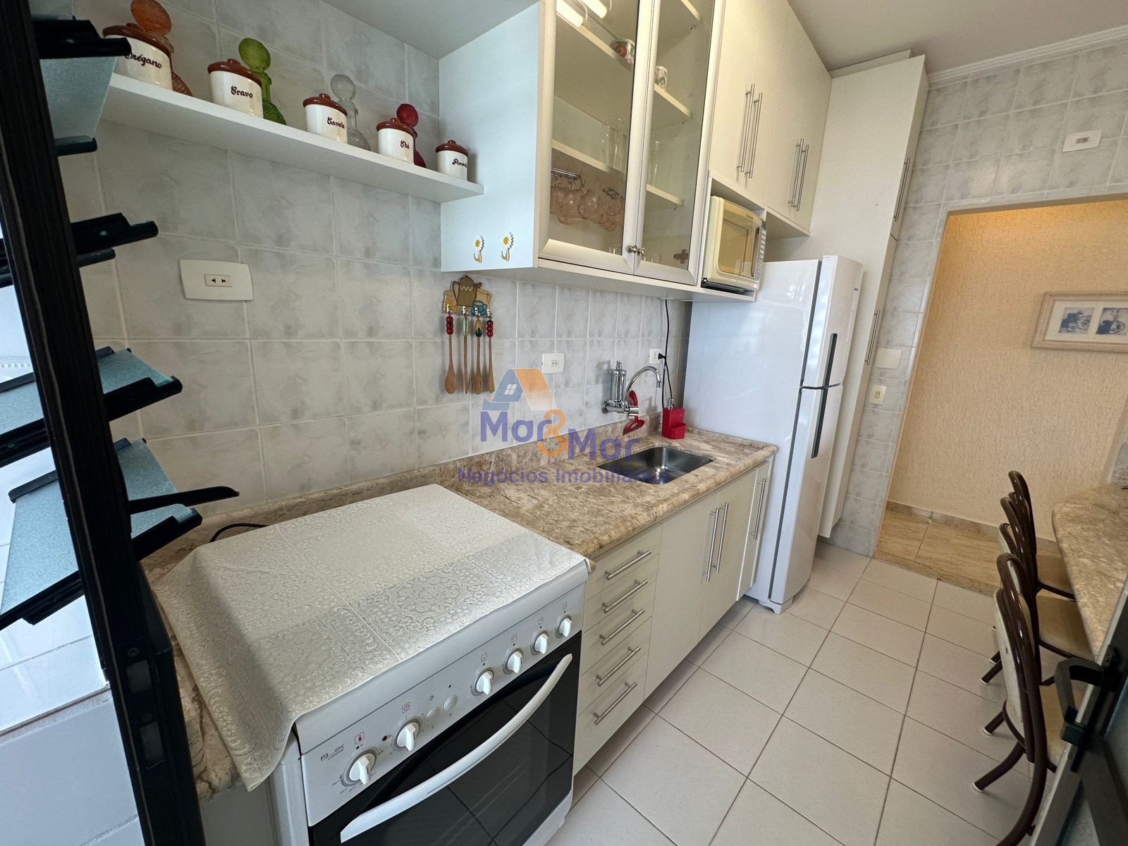 Apartamento na Praia da Enseada, Guarujá - SP