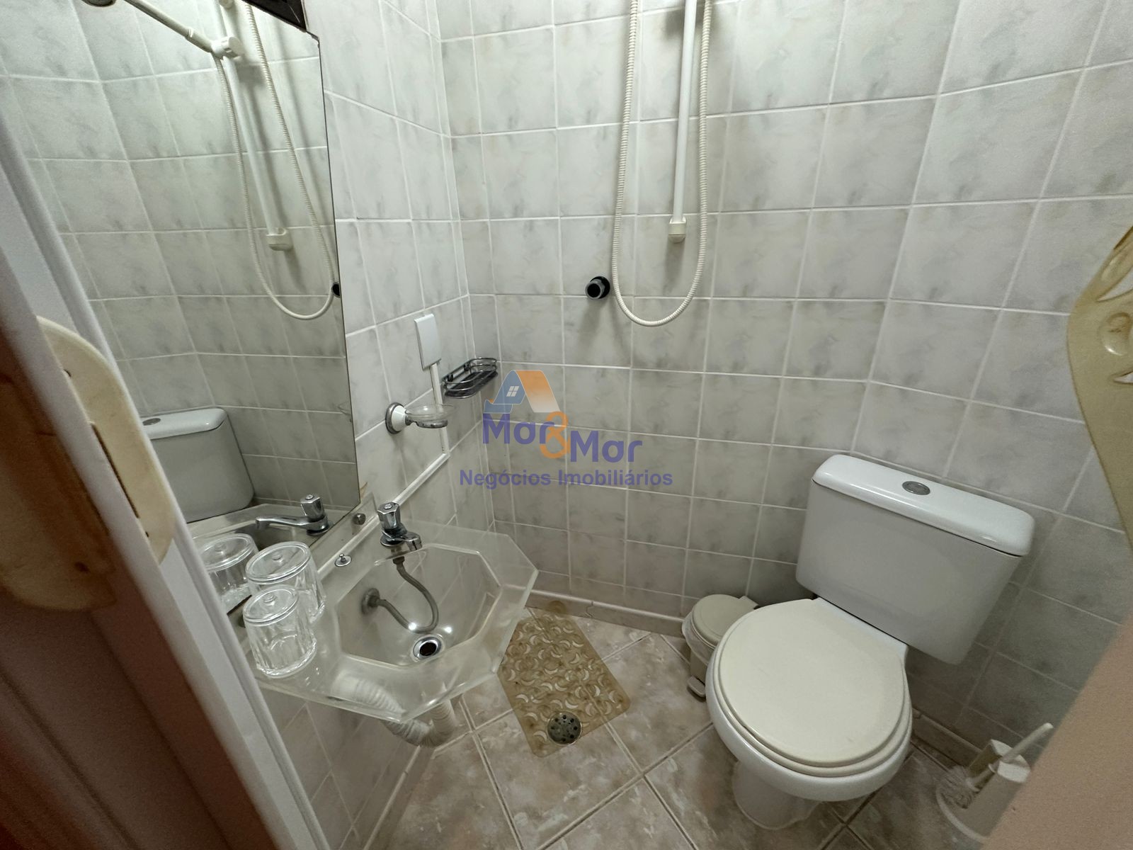 Apartamento na Praia da Enseada, Guarujá - SP