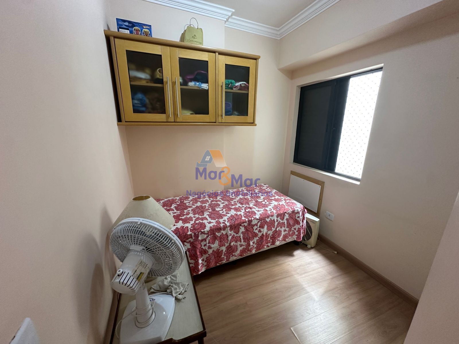 Apartamento na Praia da Enseada, Guarujá - SP