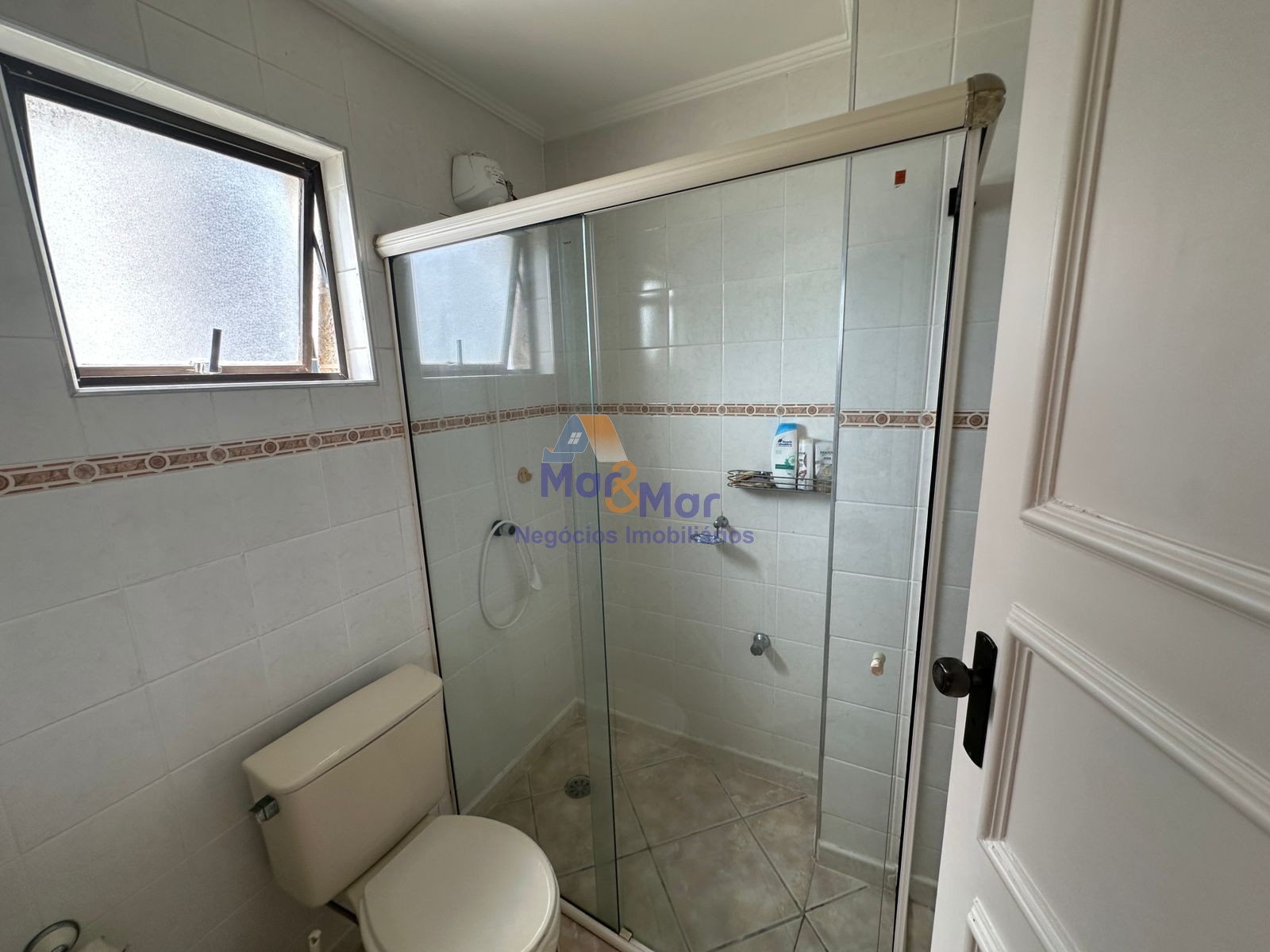 Apartamento na Praia da Enseada, Guarujá - SP