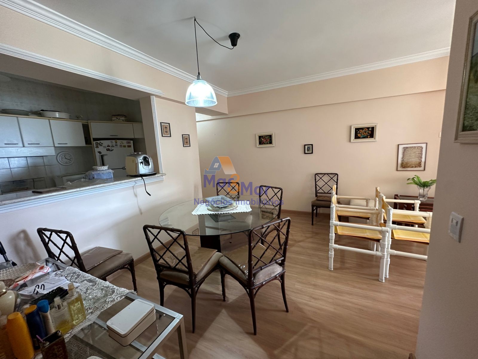 Apartamento na Praia da Enseada, Guarujá - SP