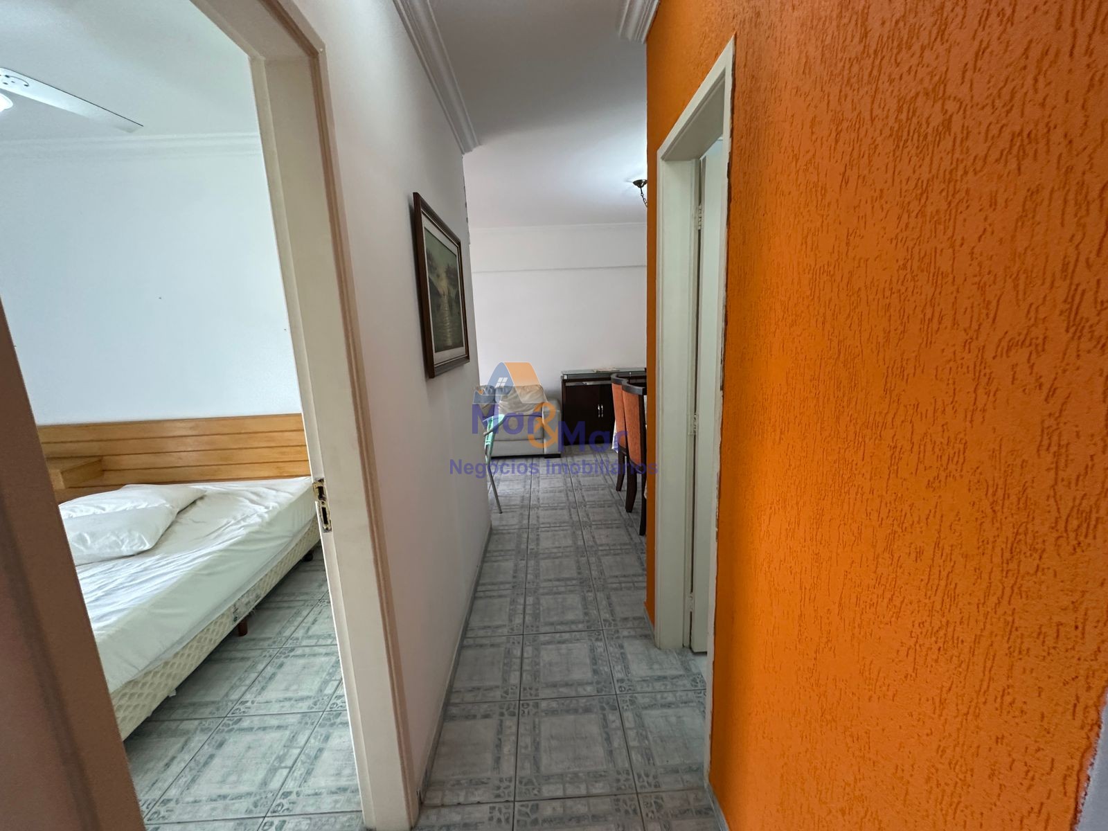 Apartamento na Praia da Enseada, Guarujá - SP