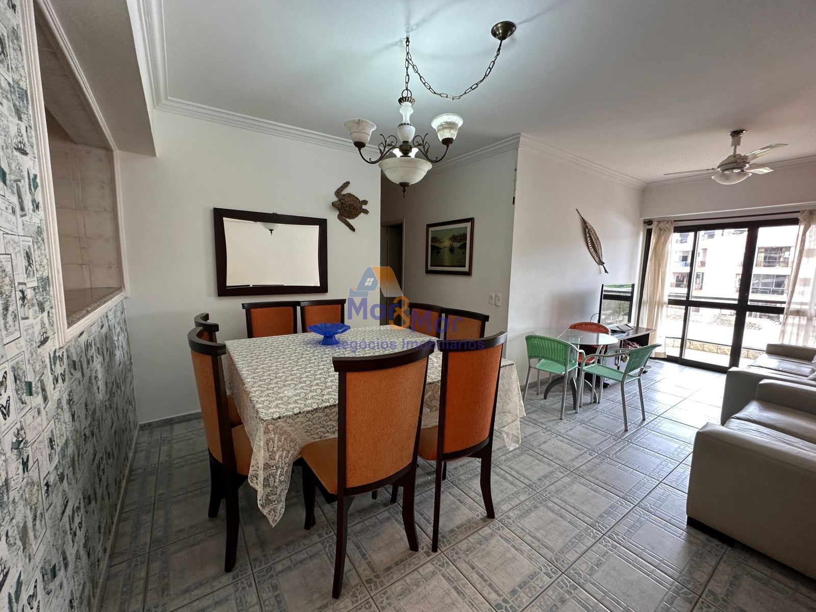 Apartamento na Praia da Enseada, Guarujá - SP
