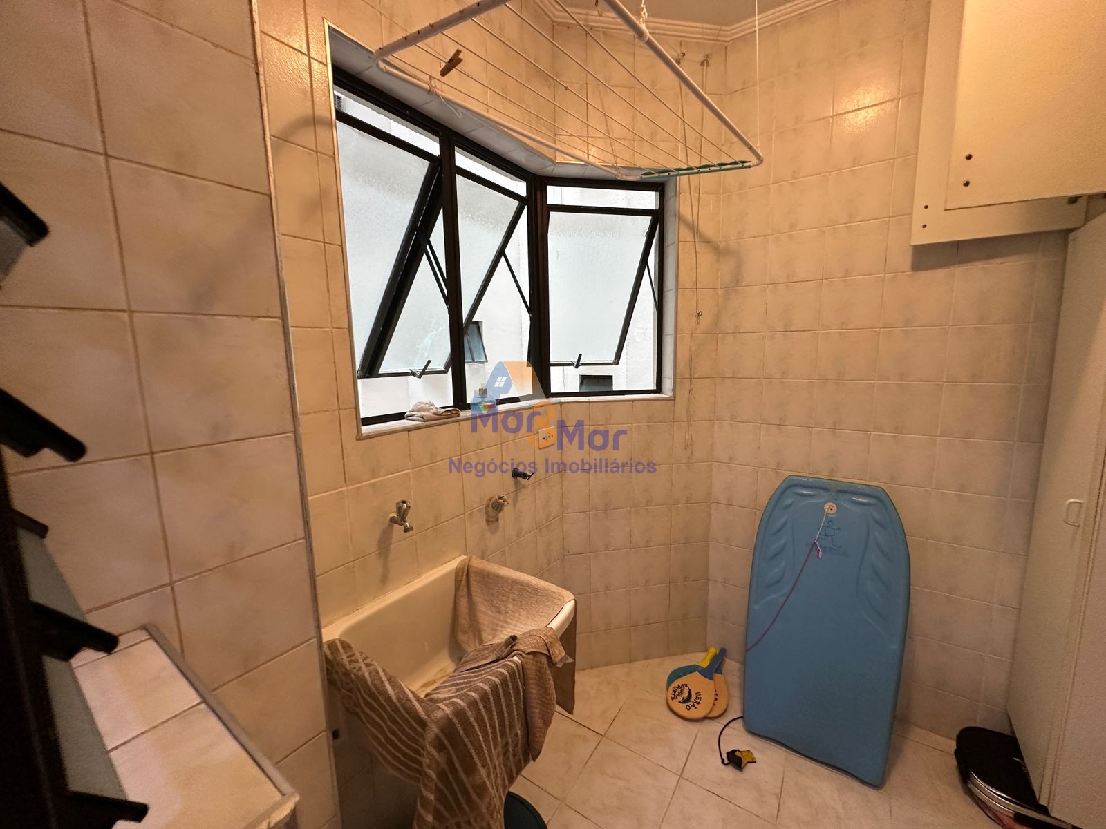 Apartamento na Praia da Enseada, Guarujá - SP