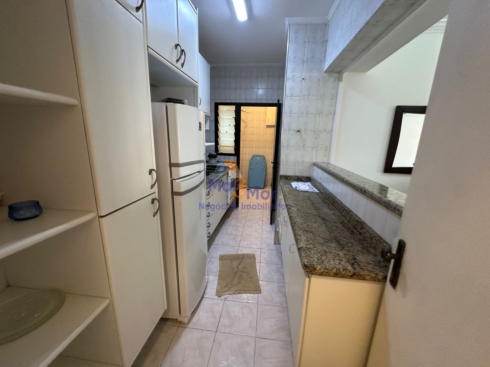 Apartamento na Praia da Enseada, Guarujá - SP