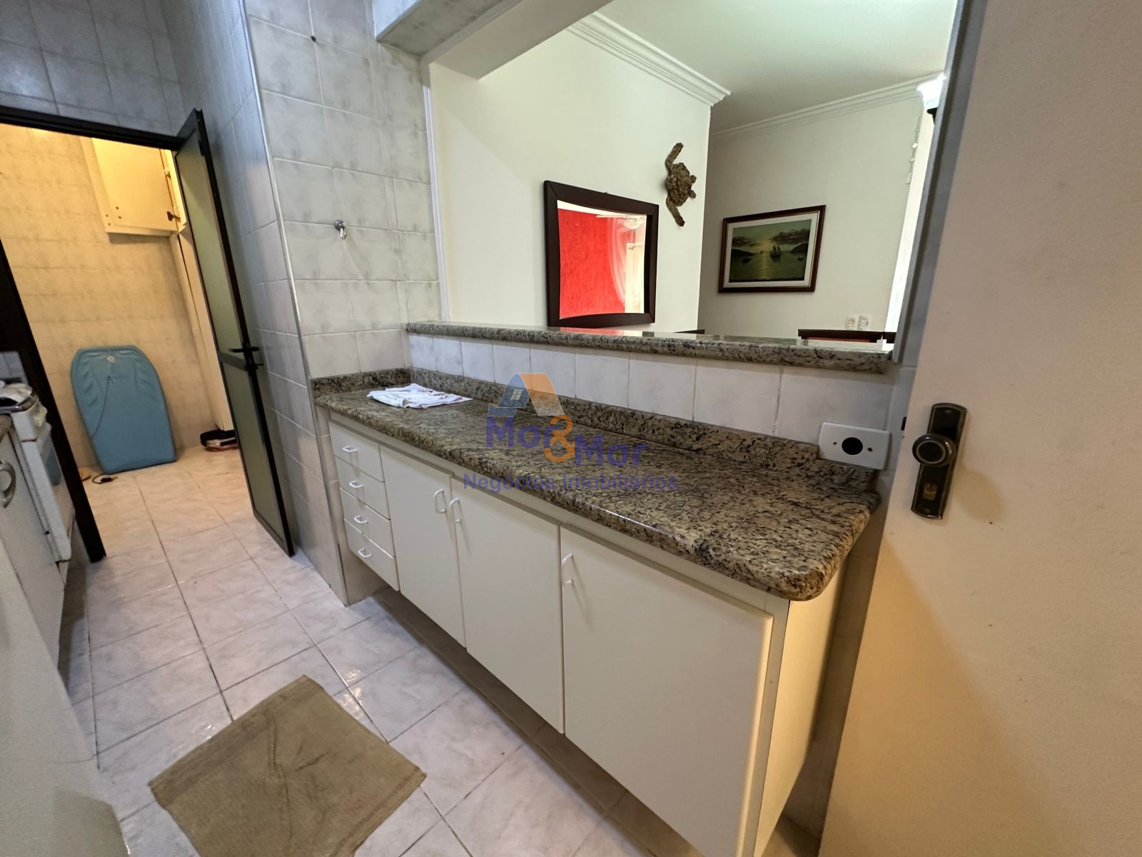 Apartamento na Praia da Enseada, Guarujá - SP