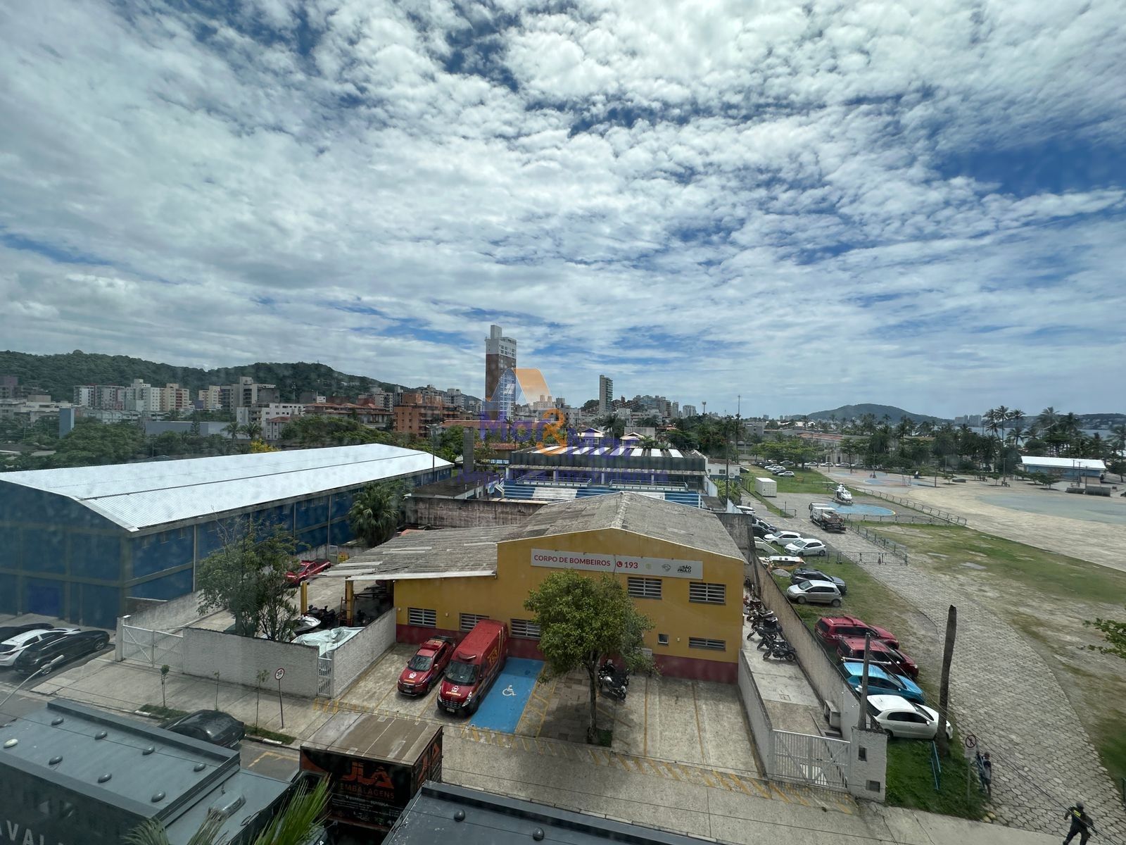 Apartamento na Praia da Enseada, Guarujá - SP