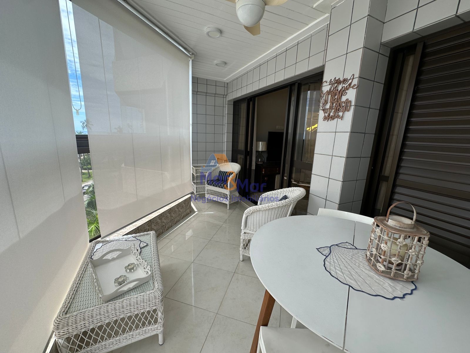 Apartamento na Praia da Enseada, Guarujá - SP