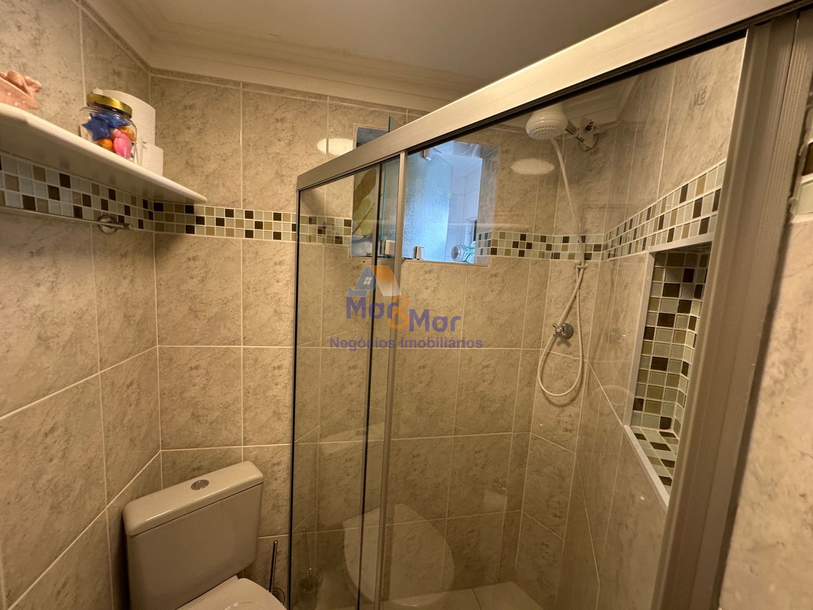 Apartamento na Praia da Enseada, Guarujá - SP