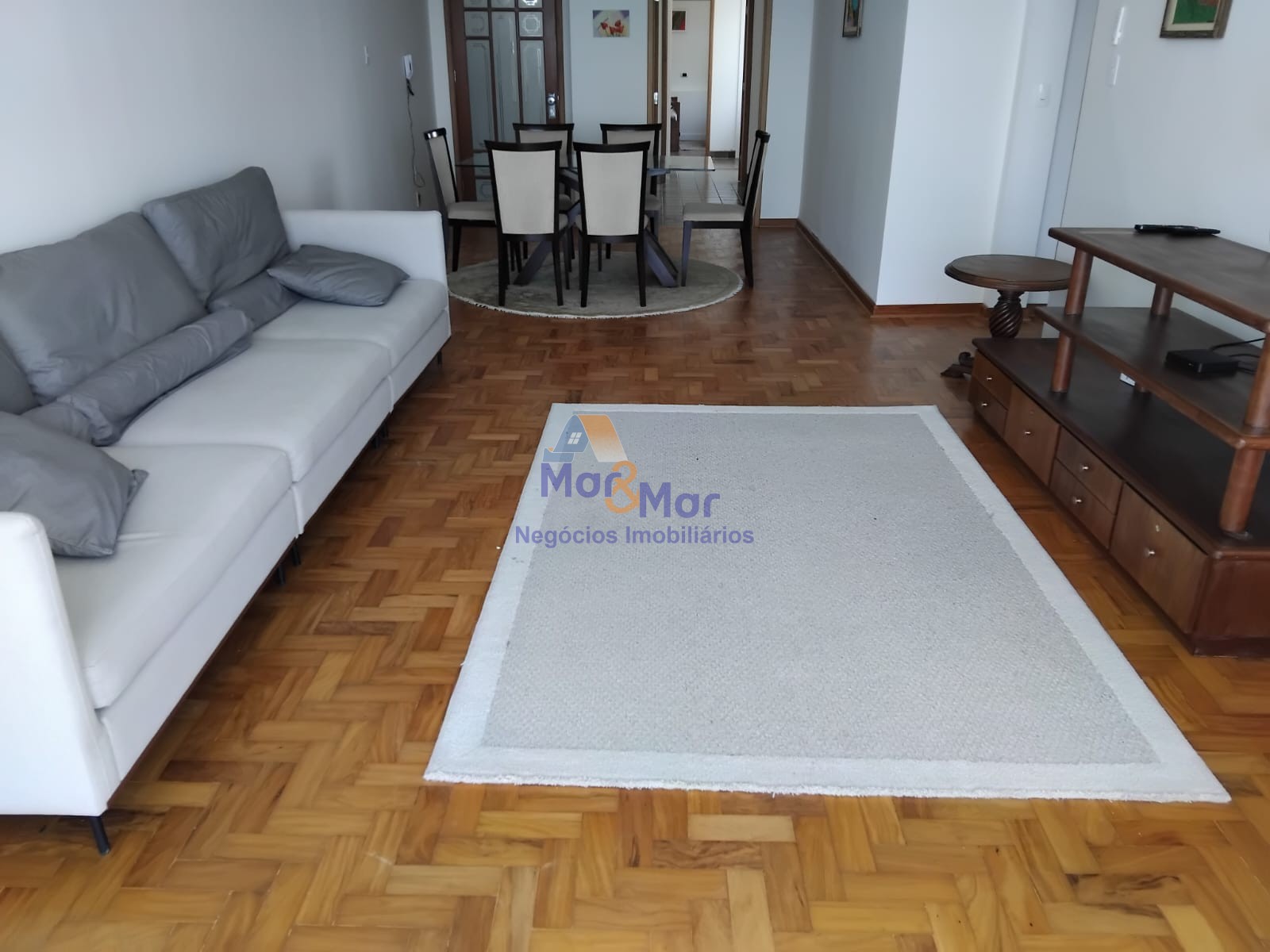 Apartamento Frente ao Mar nas Pitangueiras, Guarujá - SP