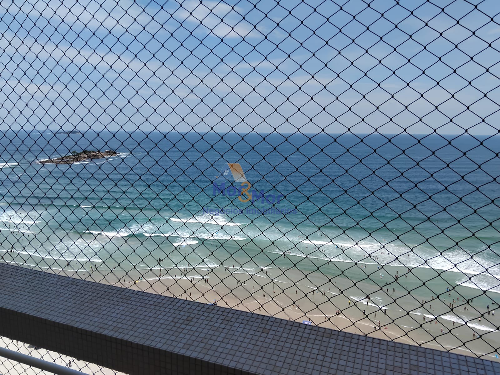 Apartamento Frente ao Mar nas Pitangueiras, Guarujá - SP