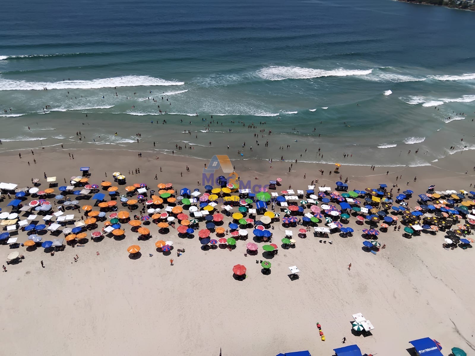 Apartamento Frente ao Mar nas Pitangueiras, Guarujá - SP