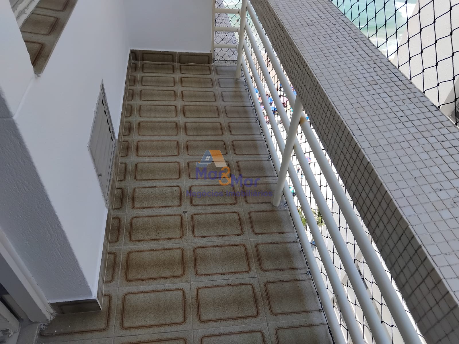 Apartamento Frente ao Mar nas Pitangueiras, Guarujá - SP