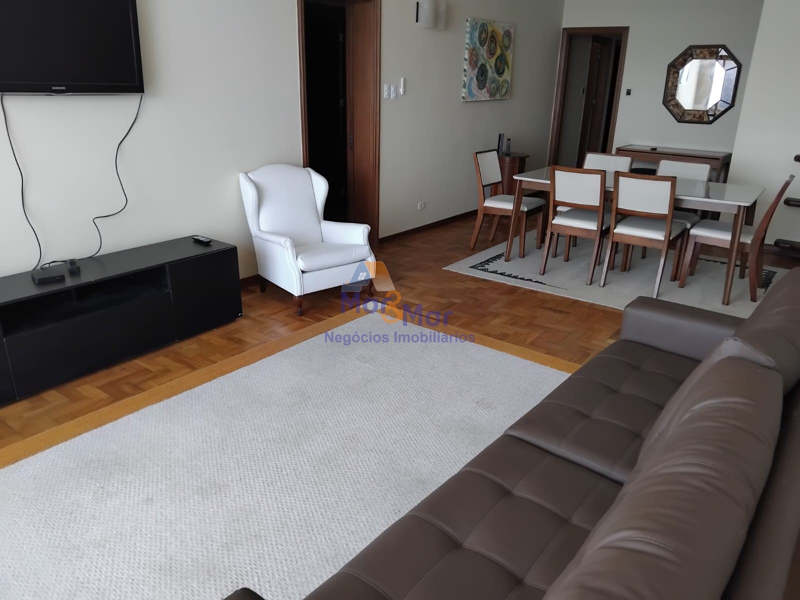 Apartamento Frente ao Mar nas Pitangueiras, Guarujá - SP
