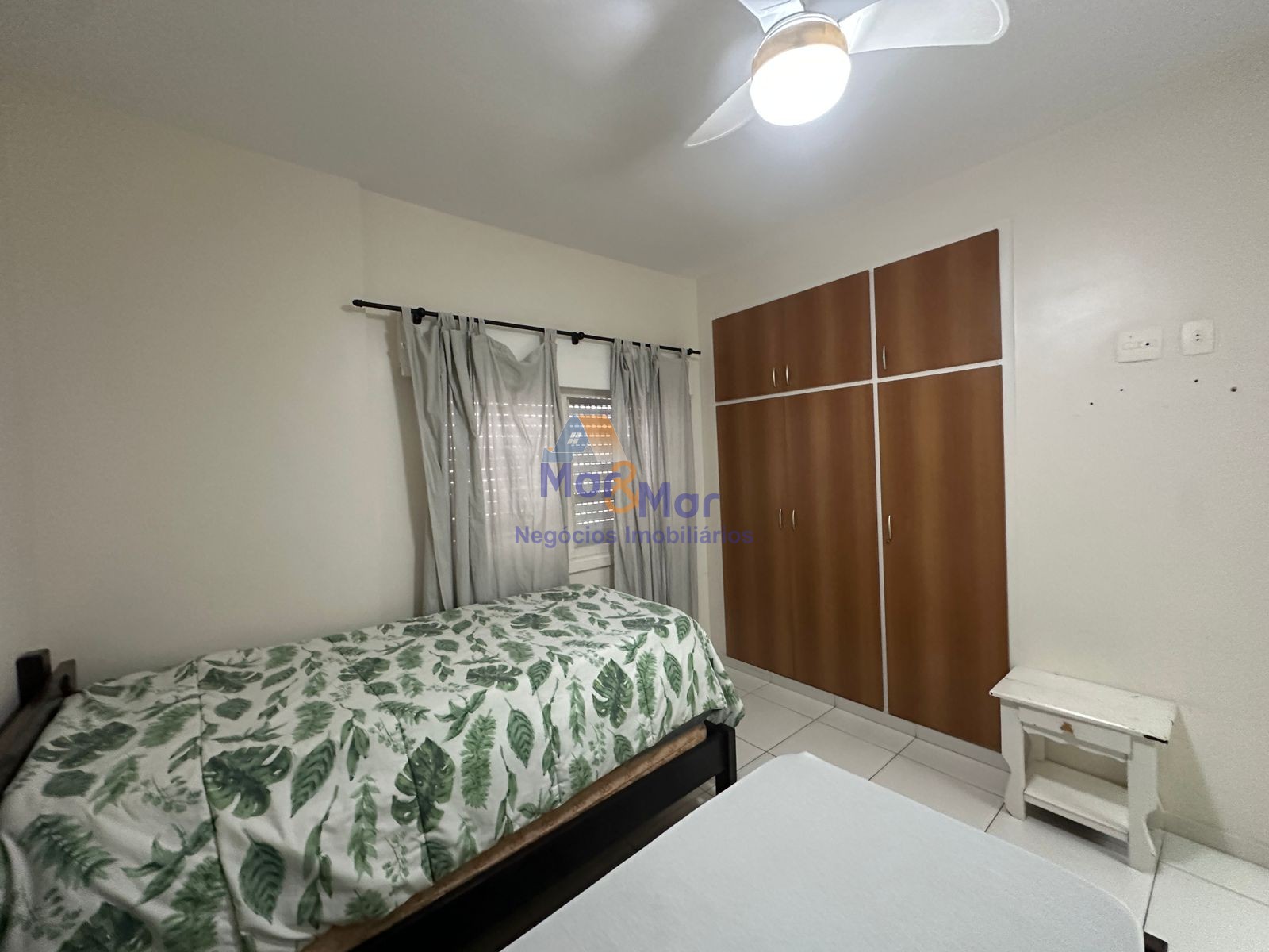 Apartamento Frente ao Mar, Pitangueiras, Guarujá - SP