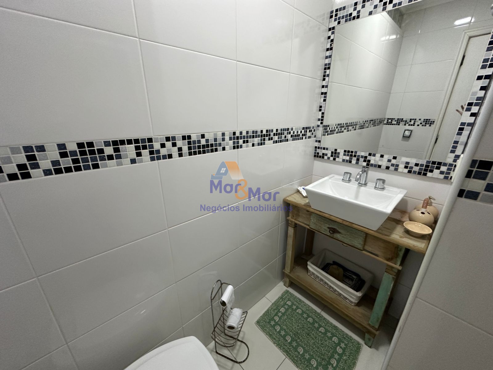 Apartamento Frente ao Mar, Pitangueiras, Guarujá - SP