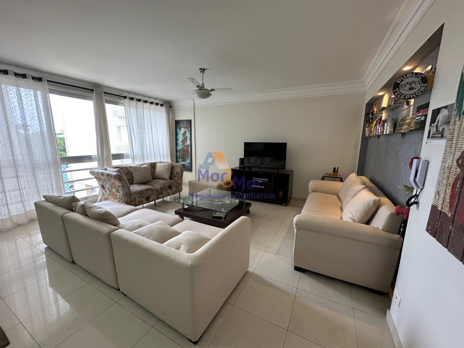 Apartamento Frente ao Mar, Pitangueiras, Guarujá - SP