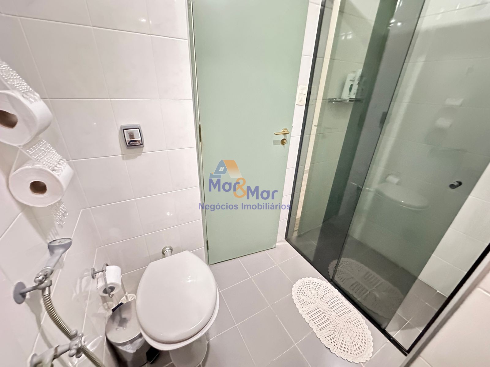 Apartamento Frente ao Mar, Praia Pitangueiras, Guarujá - SP