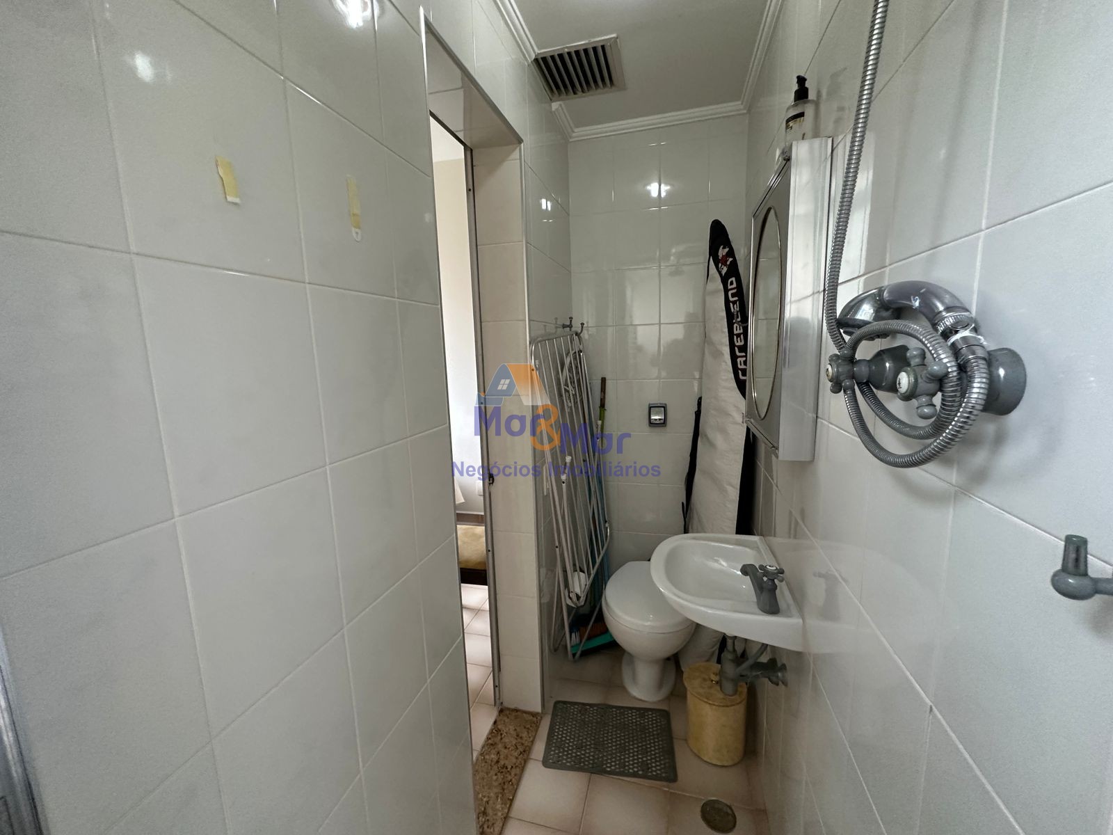 Apartamento Frente ao Mar, Praia Pitangueiras, Guarujá - SP