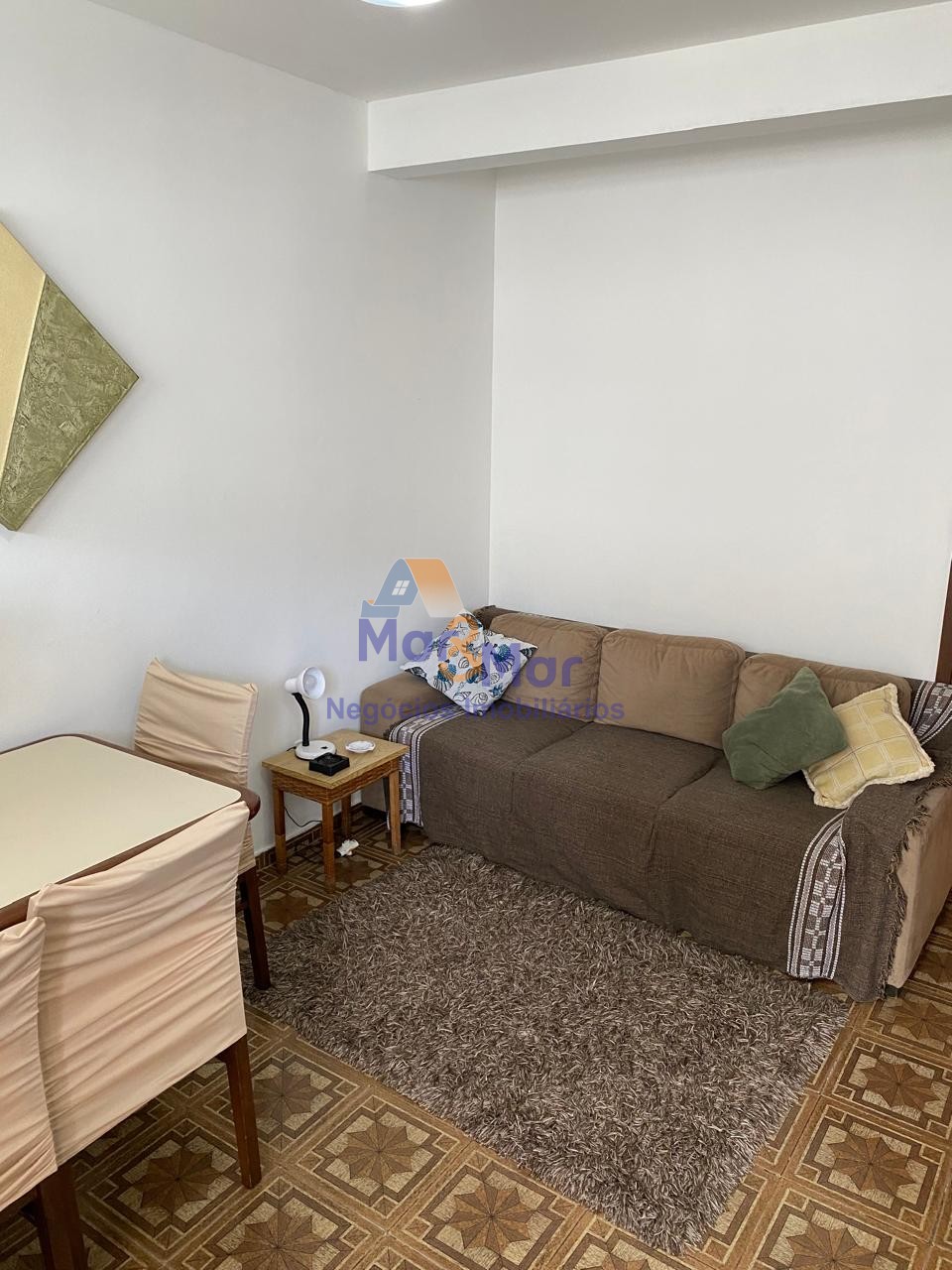 Apartamento na Praia das Pitangueiras, Guarujá - SP