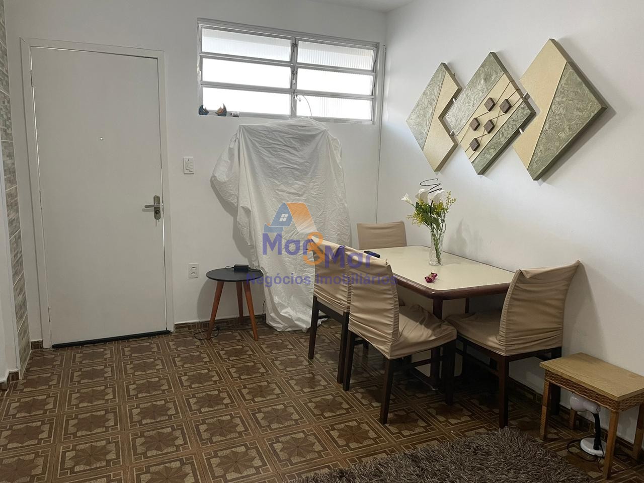 Apartamento na Praia das Pitangueiras, Guarujá - SP