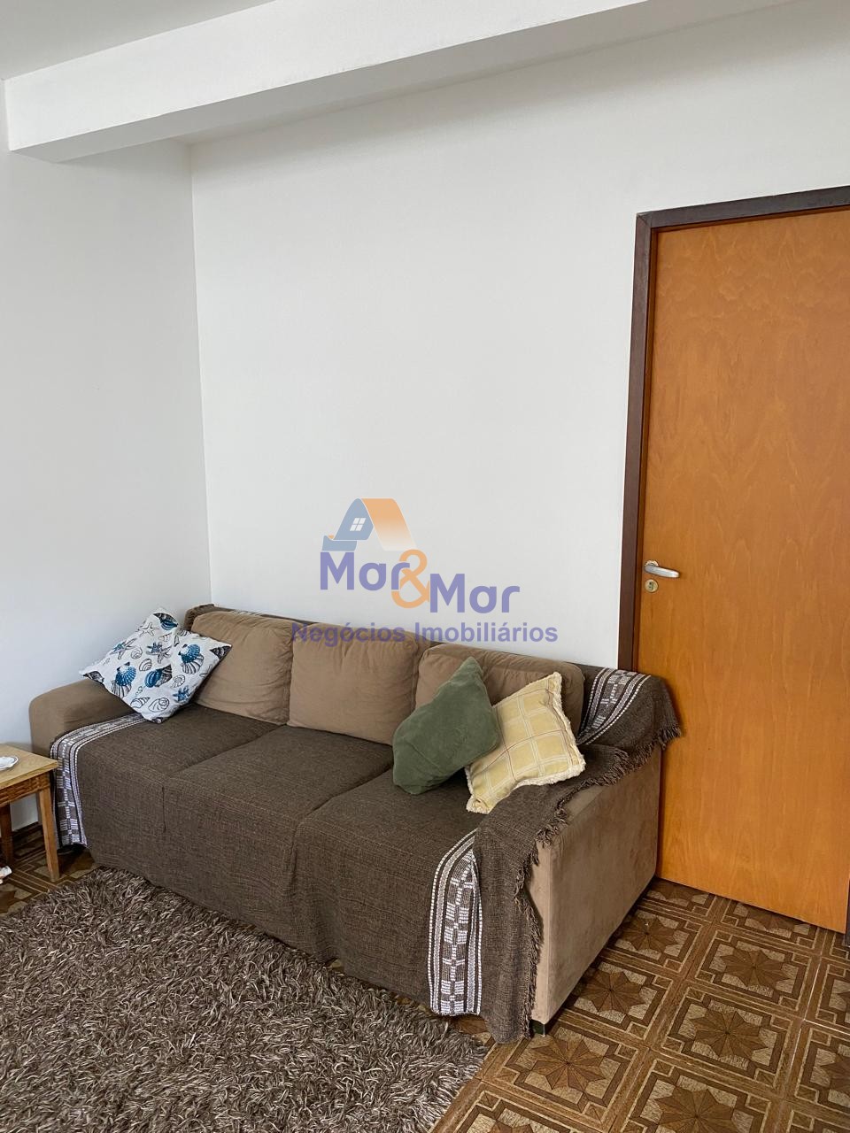 Apartamento na Praia das Pitangueiras, Guarujá - SP