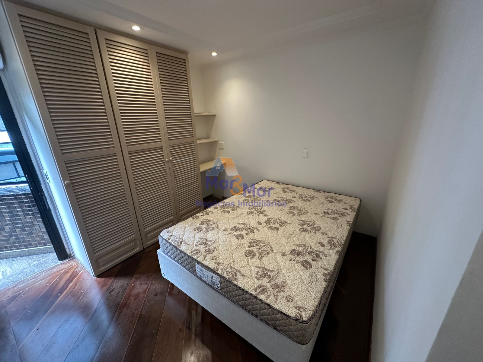 Apartamento Duplex na Praia das Pitangueiras, Guarujá - SP