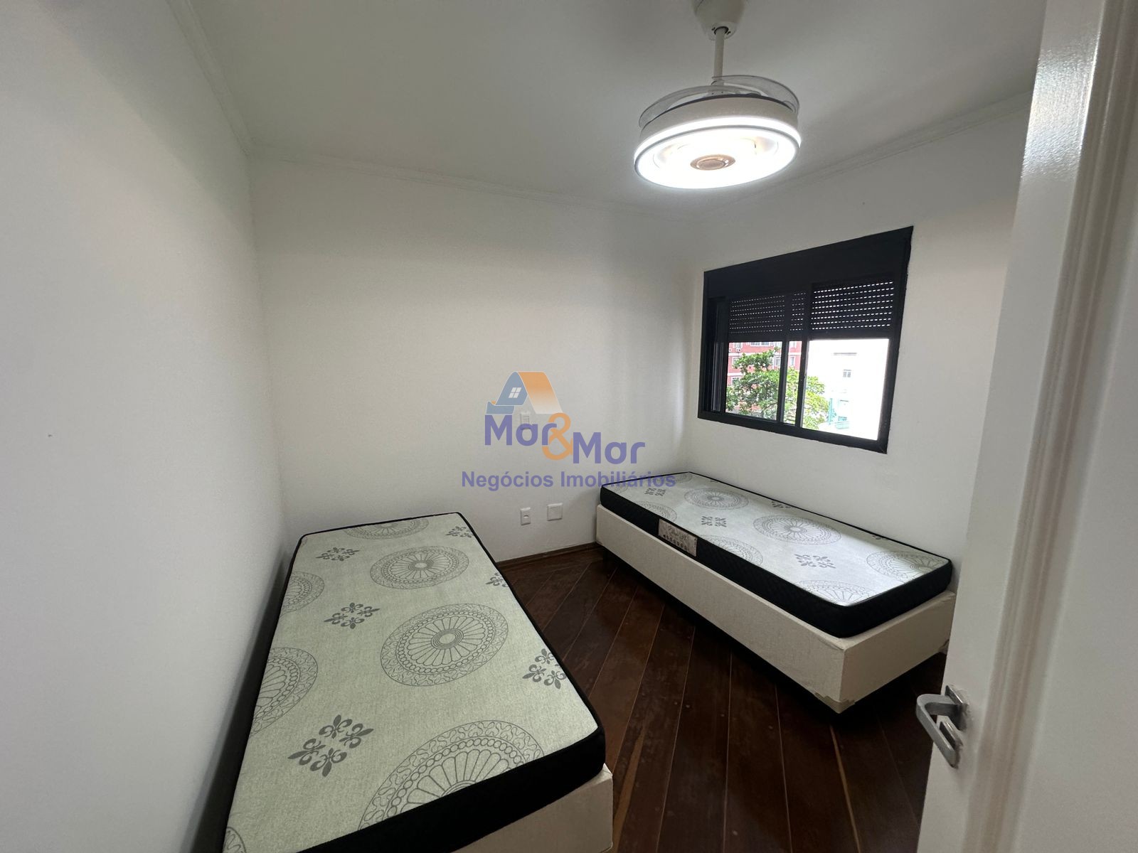 Apartamento Duplex na Praia das Pitangueiras, Guarujá - SP