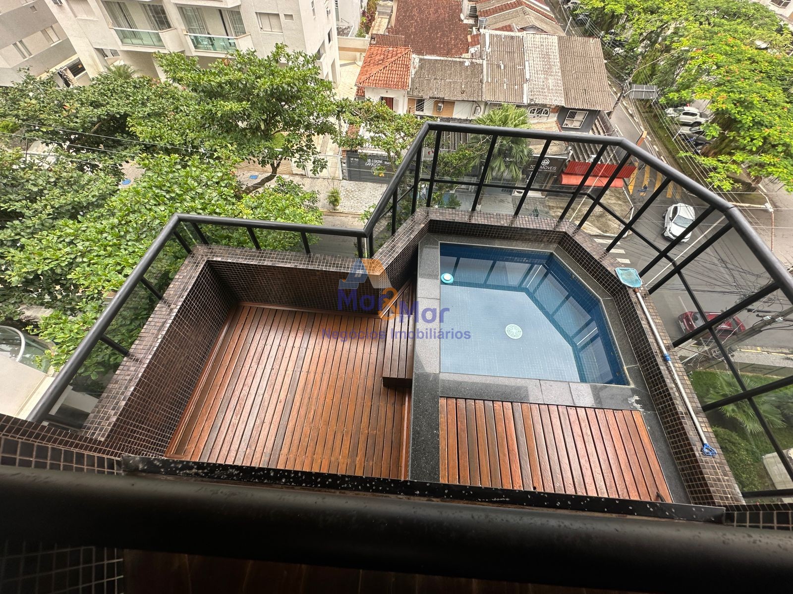 Apartamento Duplex na Praia das Pitangueiras, Guarujá - SP