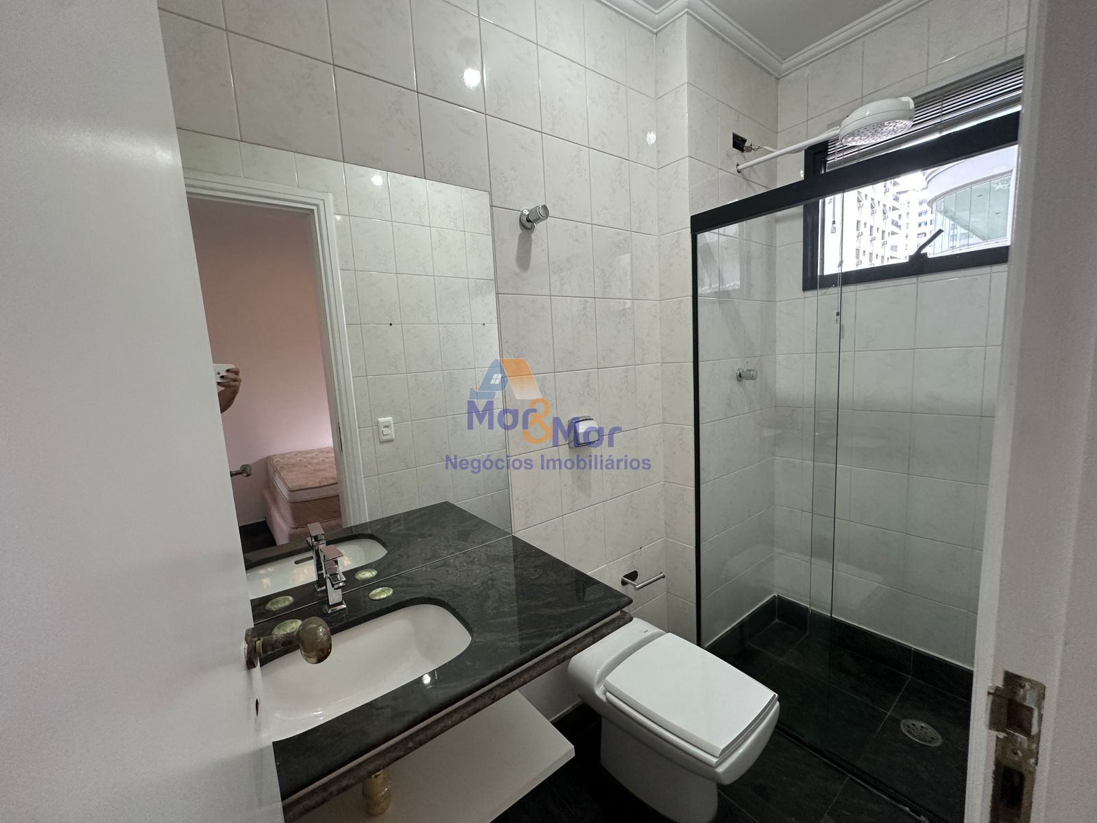 Apartamento Duplex na Praia das Pitangueiras, Guarujá - SP