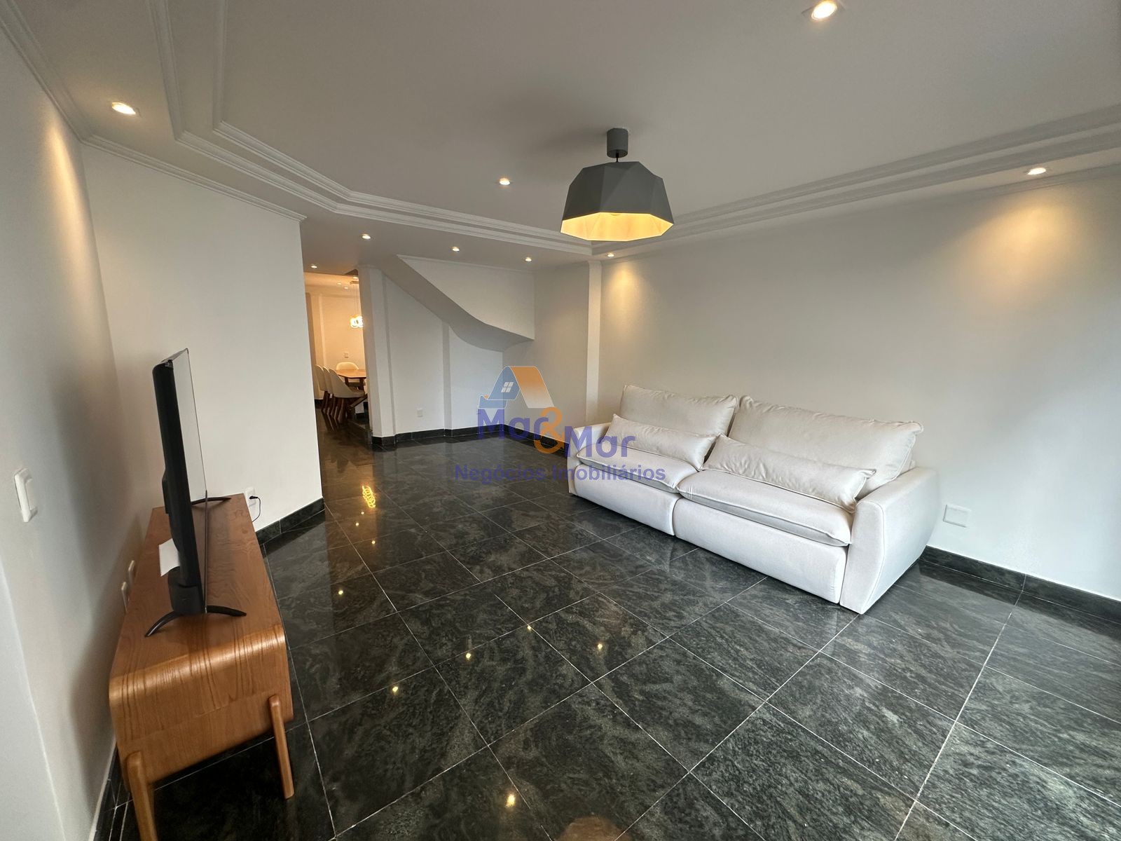 Apartamento Duplex na Praia das Pitangueiras, Guarujá - SP