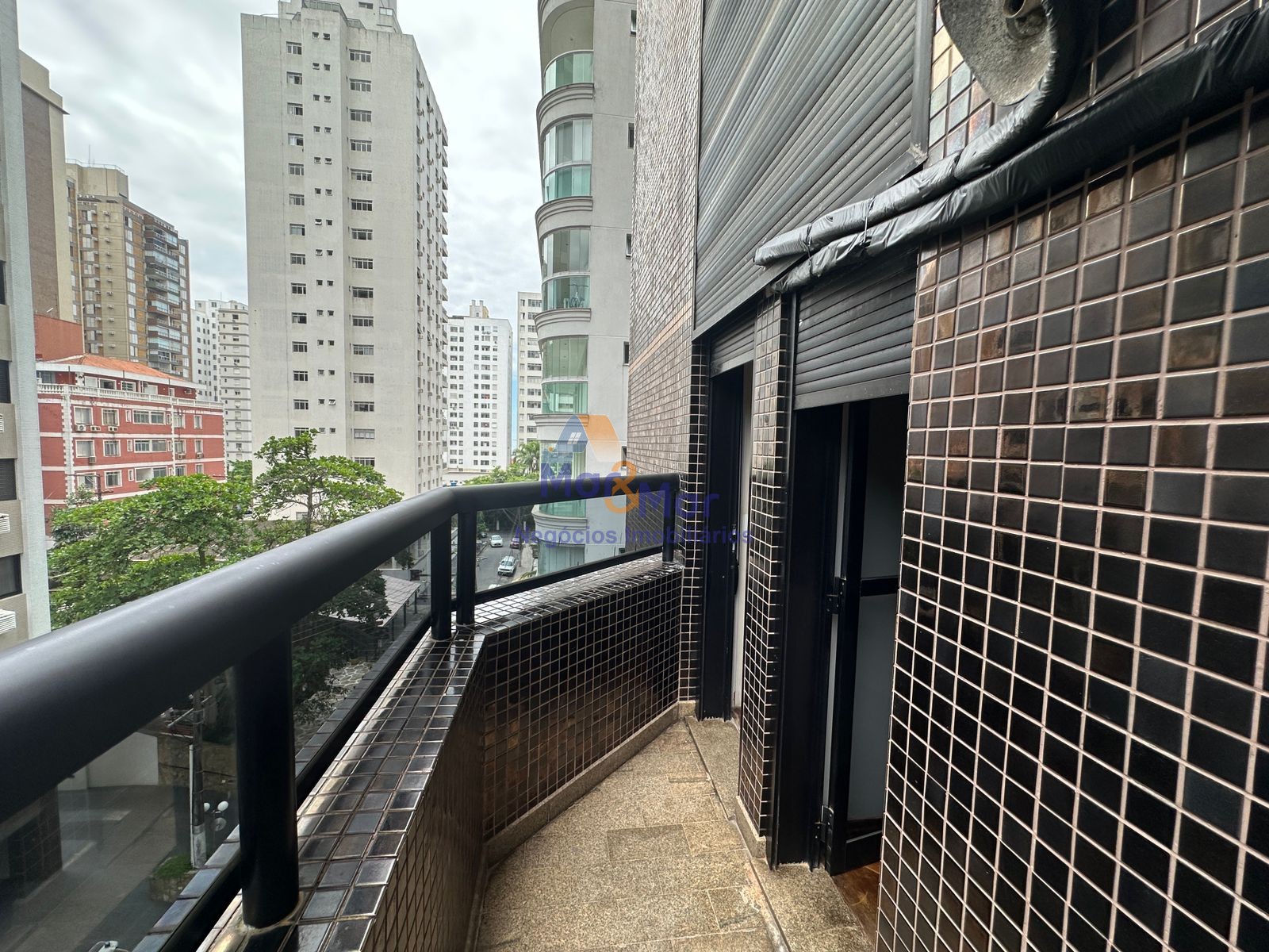 Apartamento Duplex na Praia das Pitangueiras, Guarujá - SP