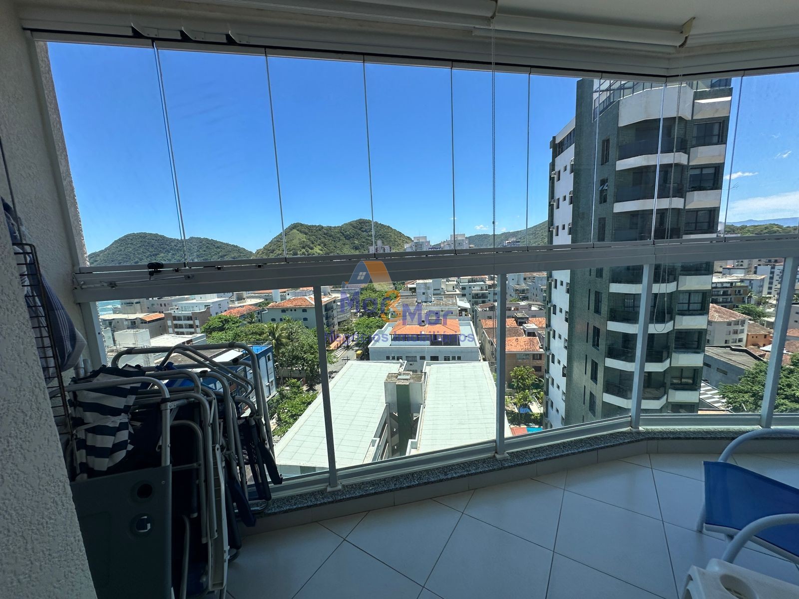Apartamento na Praia das Astúrias/Tombo Guarujá - SP