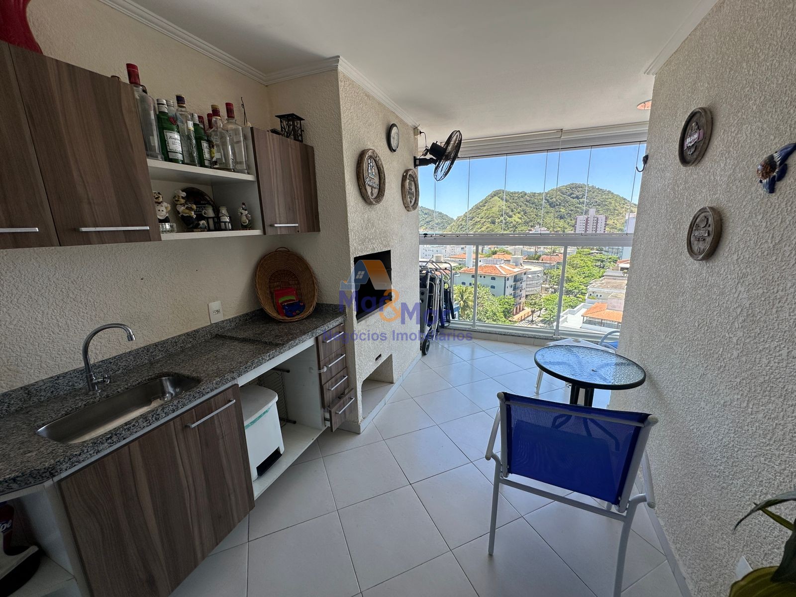 Apartamento na Praia das Astúrias/Tombo Guarujá - SP